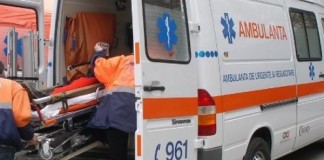 Bărbat din Olt, lovit de o mașină pe un drum național din Argeș. Victima a ajuns la spital