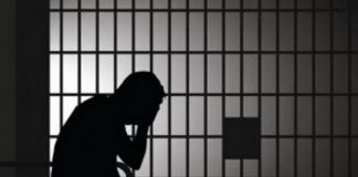 Bărbatul care și-a înjunghiat nora a fost reținut. Femeia intervenise într-un conflict de familie/ VIDEO