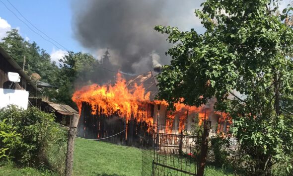 incendiu-botosani-casa2-590x354