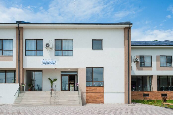centru ingrijire persoane cu dizabilitati la falcoiu-1
