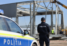 Accident mortal de muncă în Olt. Un bărbat a murit după ce a căzut în timp ce dezmembra o hală metalică