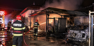 Incendiere cu pagube de 95.000 de lei. Doi bărbați, reținuți după ce au dat foc unui depozit de băuturi și unui autoturism/ VIDEO
