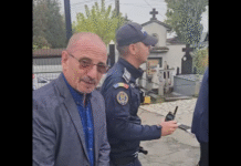 O nouă descoperire în cimitirul Strehareți! Saci cu oseminte și un sicriu, găsite în spatele unui zid al capelei