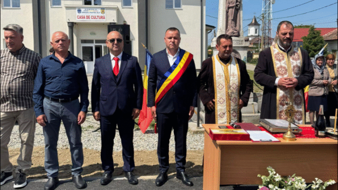 ziua eroilor la piatra-olt